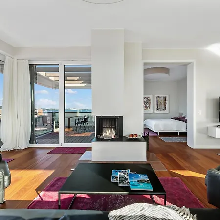Sky - Exlusives Penthouse Mit Panoramameerblick, Dachterrasse Und Kamin * Olpenitz