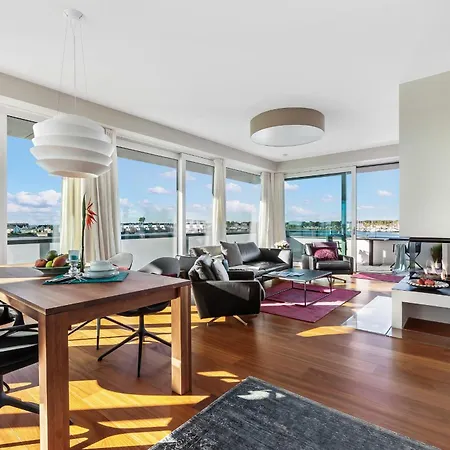 Sky - Exlusives Penthouse Mit Panoramameerblick, Dachterrasse Und Kamin Lägenhet Olpenitz