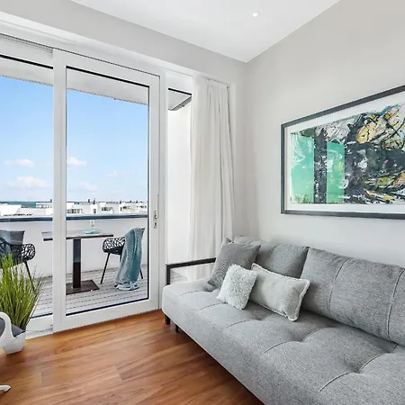 Sky - Exlusives Penthouse Mit Panoramameerblick, Dachterrasse Und Kamin